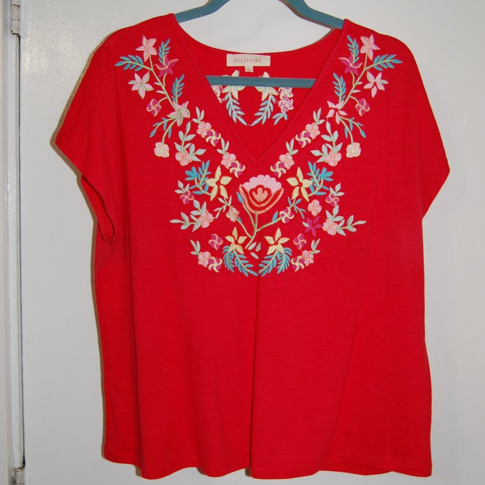 Solitaire, 100% cotton, embroidered tee